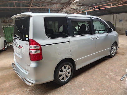 হৃদয় রেন্ট এ কার - 01618542220