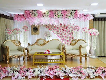 প্রিয়াঙ্কা কমিউনিটি সেন্টার - 01300065358