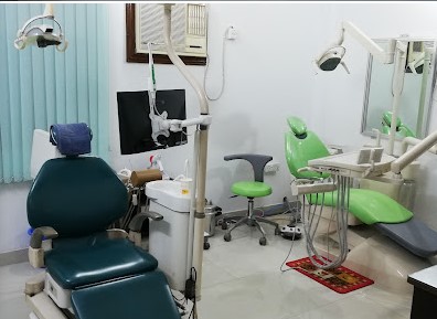 আল আমিন ডেন্টাল কেয়ার - 01305314045