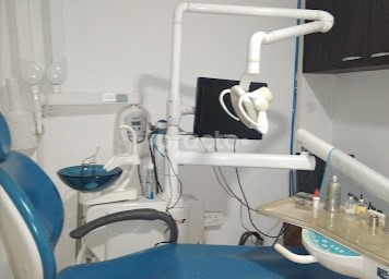 ডাঃ অনুপম সাহা ডেন্টাল কেয়ার - 01719300586